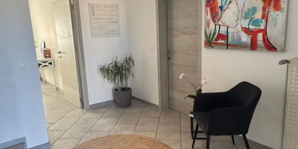 Lila cherifi therapeute salle d'attente